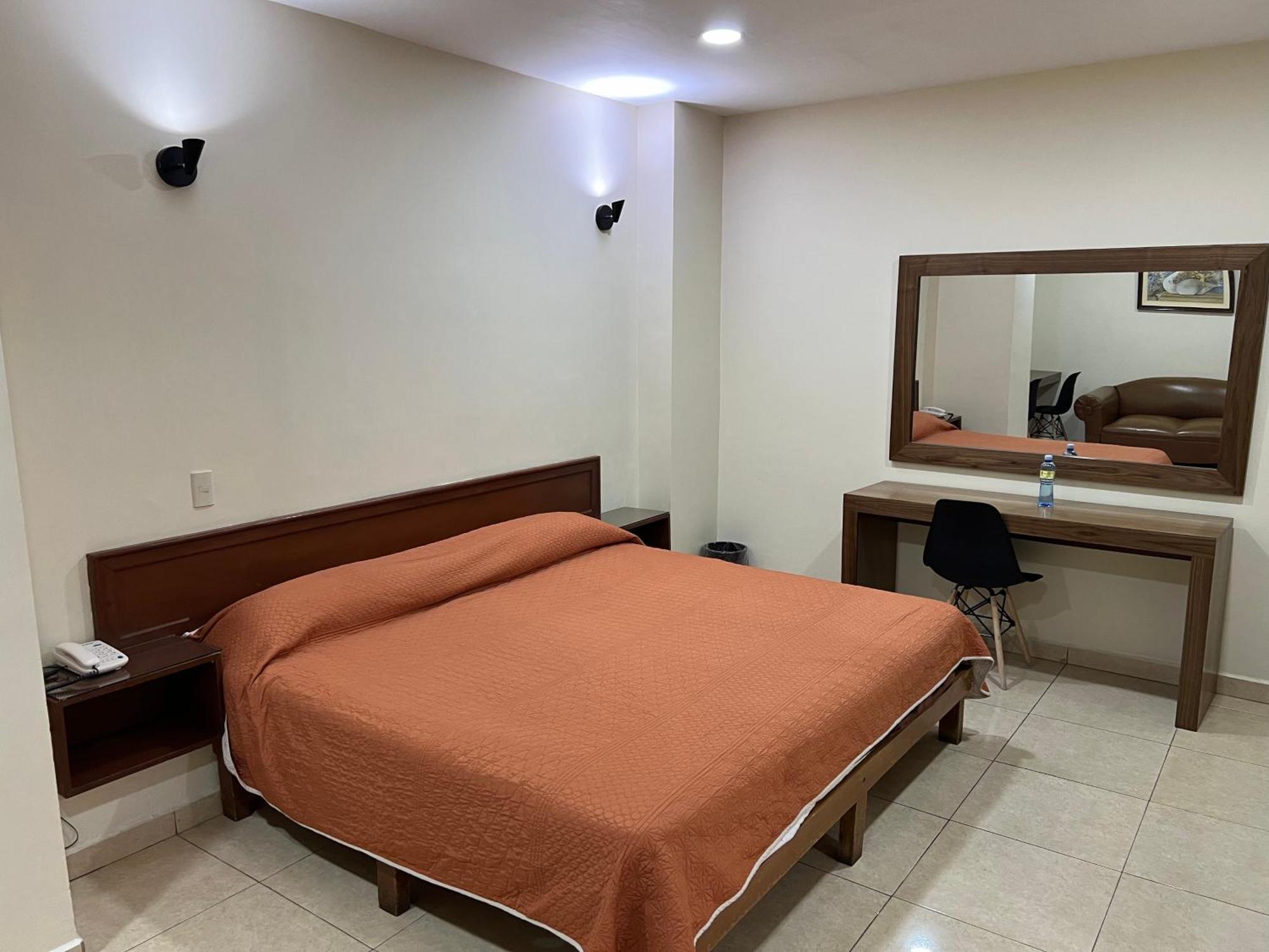 Hotel Fiesta Altena Tepatitlán de Morelos Exterior foto
